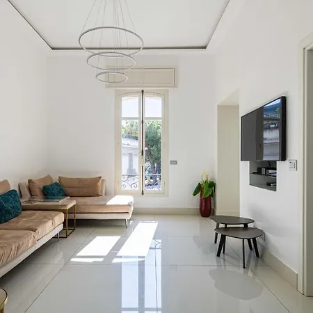 Apartment Superb 68m2 Flat With 80m2 Terrace - 2ch-4p